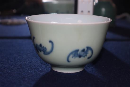 A Chinese blue and white tea bowl and a Chinese green glazed ink pot tallest 6cm